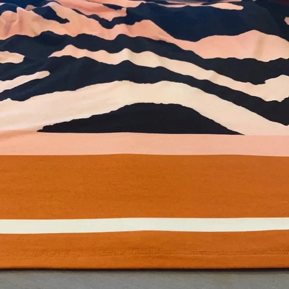 Anne Klein Top L/XL Pink Animal Print Long Top vintage Shirt - Picture 8 of 8